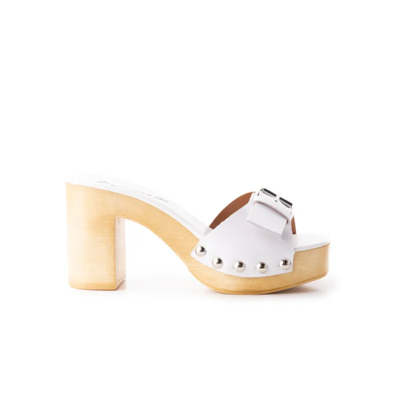 Micro White Leather sold by L'Intervalle