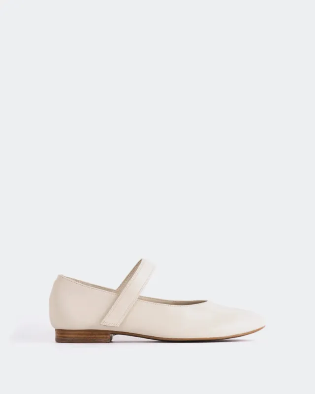Jurgita Off White Leather sold by L'Intervalle