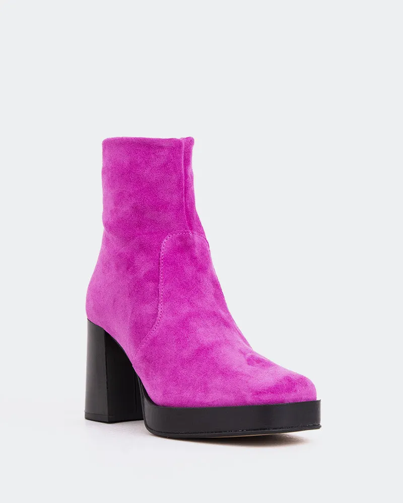 Condotti Pink Suede sold by L'Intervalle product image thumbnail 2