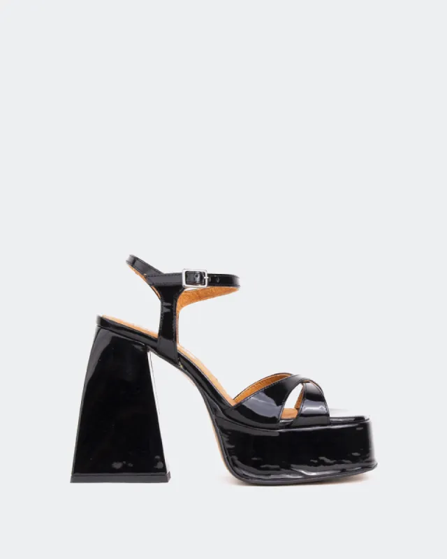 Endless Black Patent/Verni Noir sold by L'Intervalle