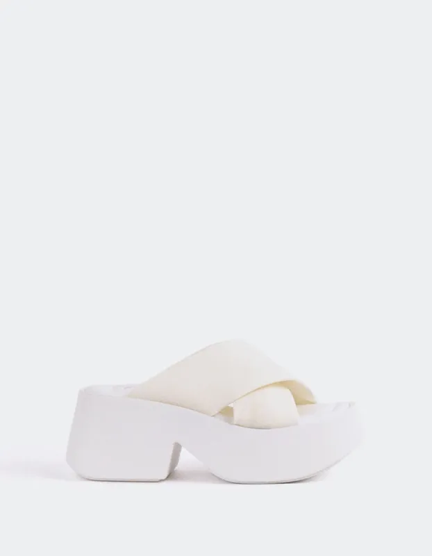 Colibri White Lycra sold by L'Intervalle