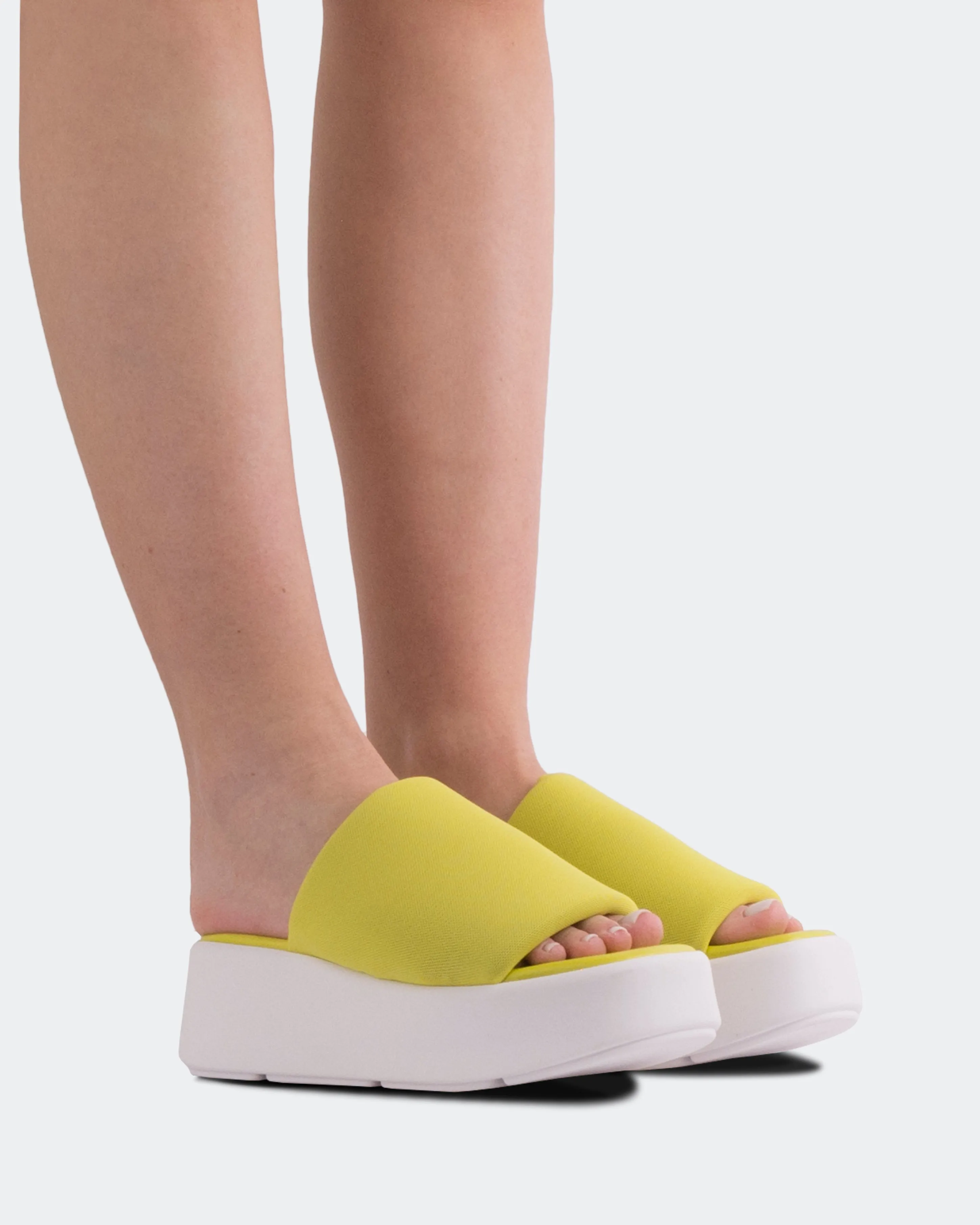 Harlow Yellow Puff sold by L'Intervalle product image thumbnail 3