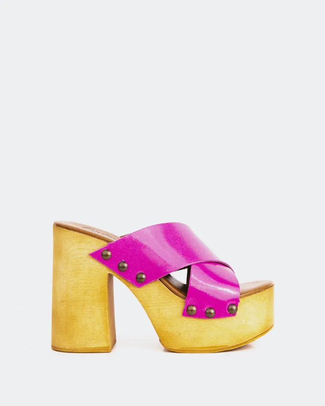 Twist Fuchsia Leather sold by L'Intervalle