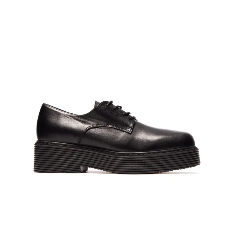 Hackford Black Leather sold by L'Intervalle