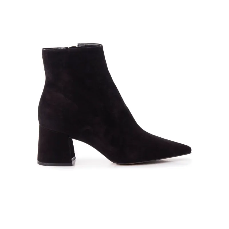 Park Black Nubuck sold by L'Intervalle