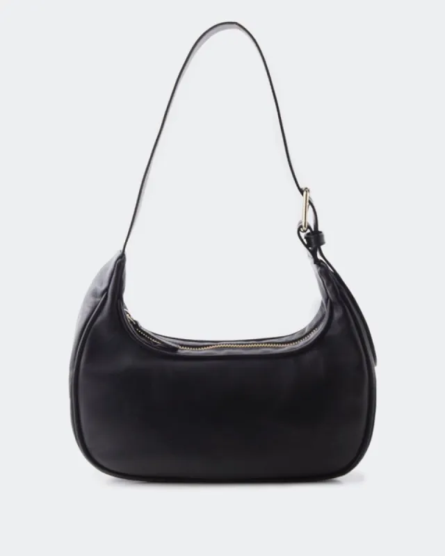 District Black Leather sold by L'Intervalle