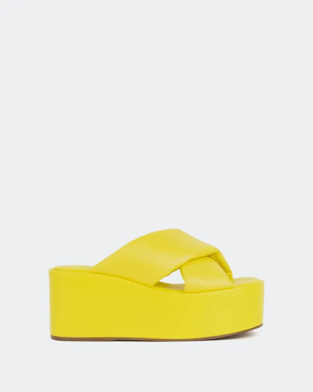 Casa Yellow Leather sold by L'Intervalle