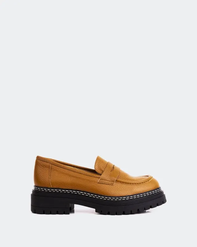 Mesa Tan Leather sold by L'Intervalle