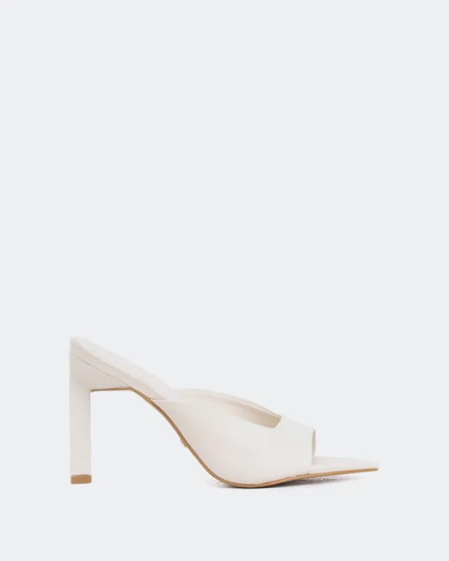 Palms, Off White Leather/Cuir Blanc Cassé sold by L'Intervalle