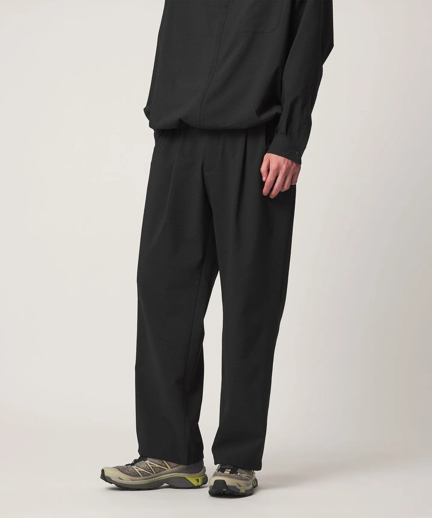 DotAir ドットエア サッカー ヘムコード 2プリーツ パンツ 吸水速乾 sold by United Arrows product image thumbnail 2