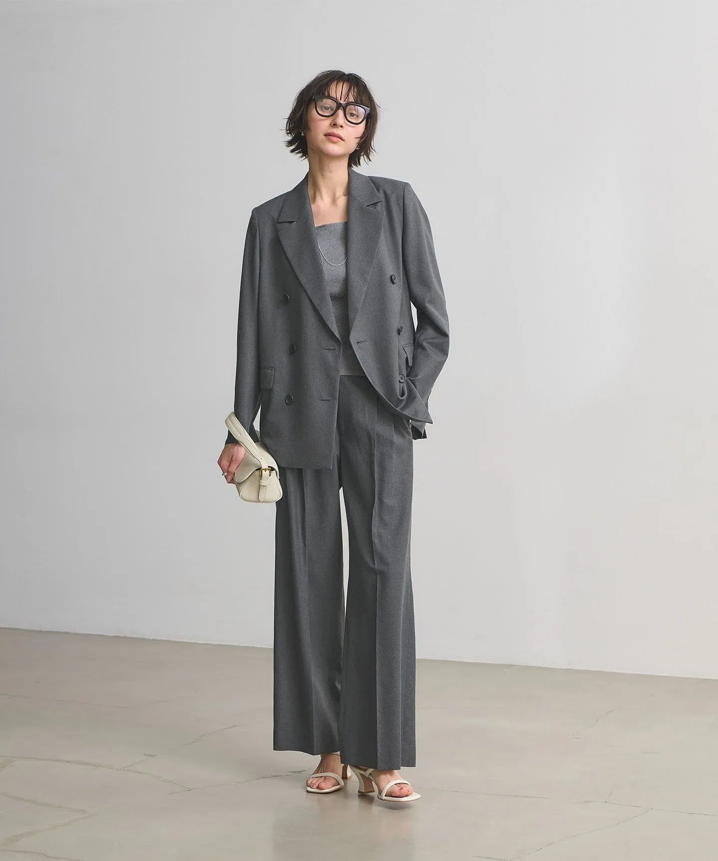 2タック ストレート ワイド パンツ sold by United Arrows product image thumbnail 5