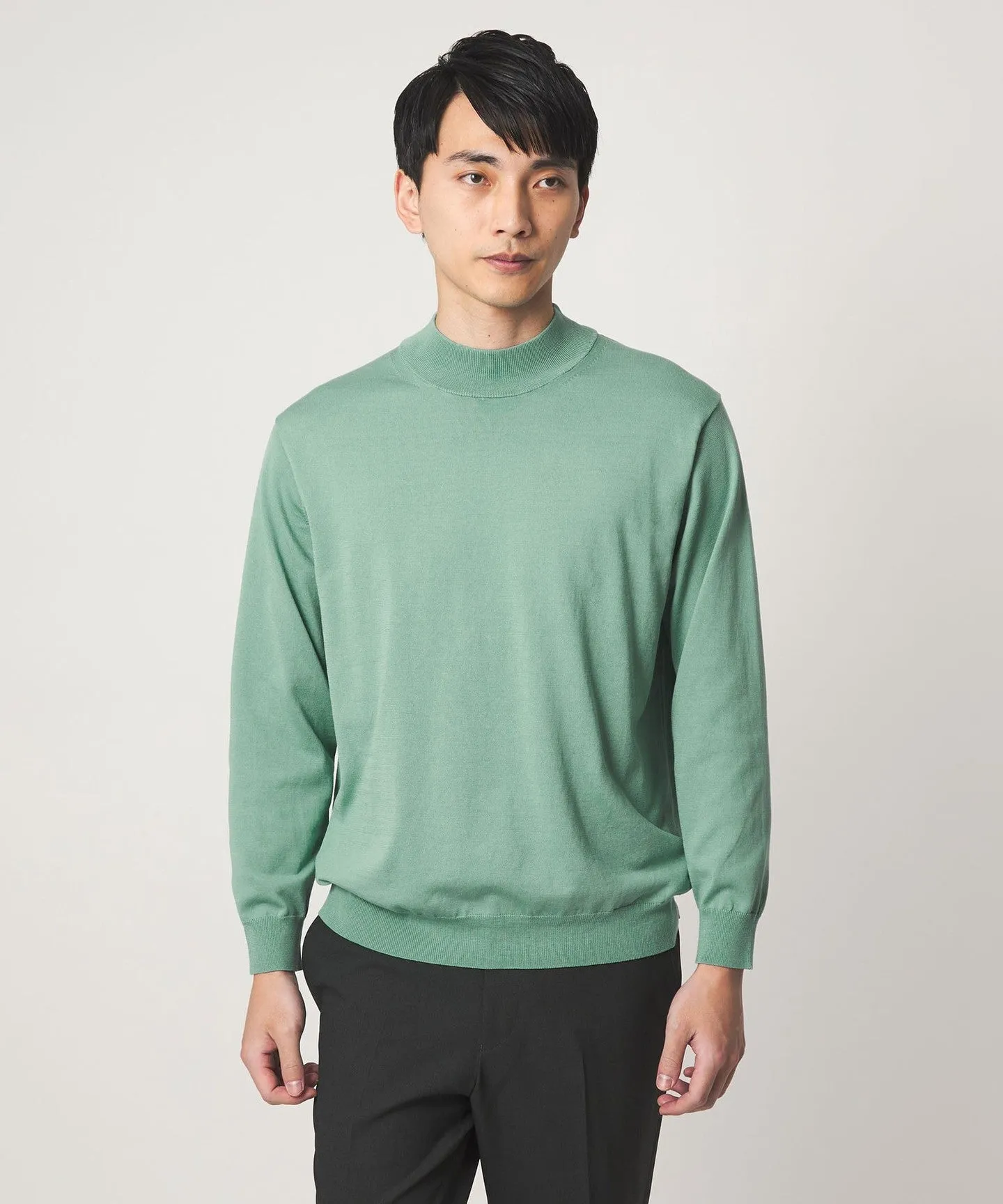 MTB コットン ハイゲージ モックネック ニット sold by United Arrows