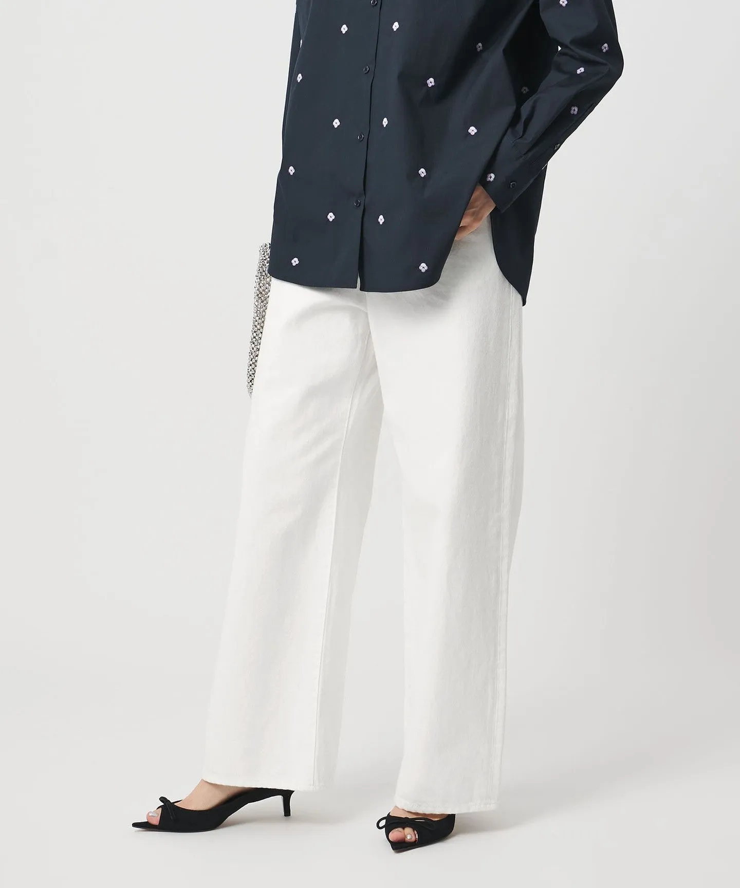 ルーズ ストレート デニムパンツ sold by United Arrows product image thumbnail 2