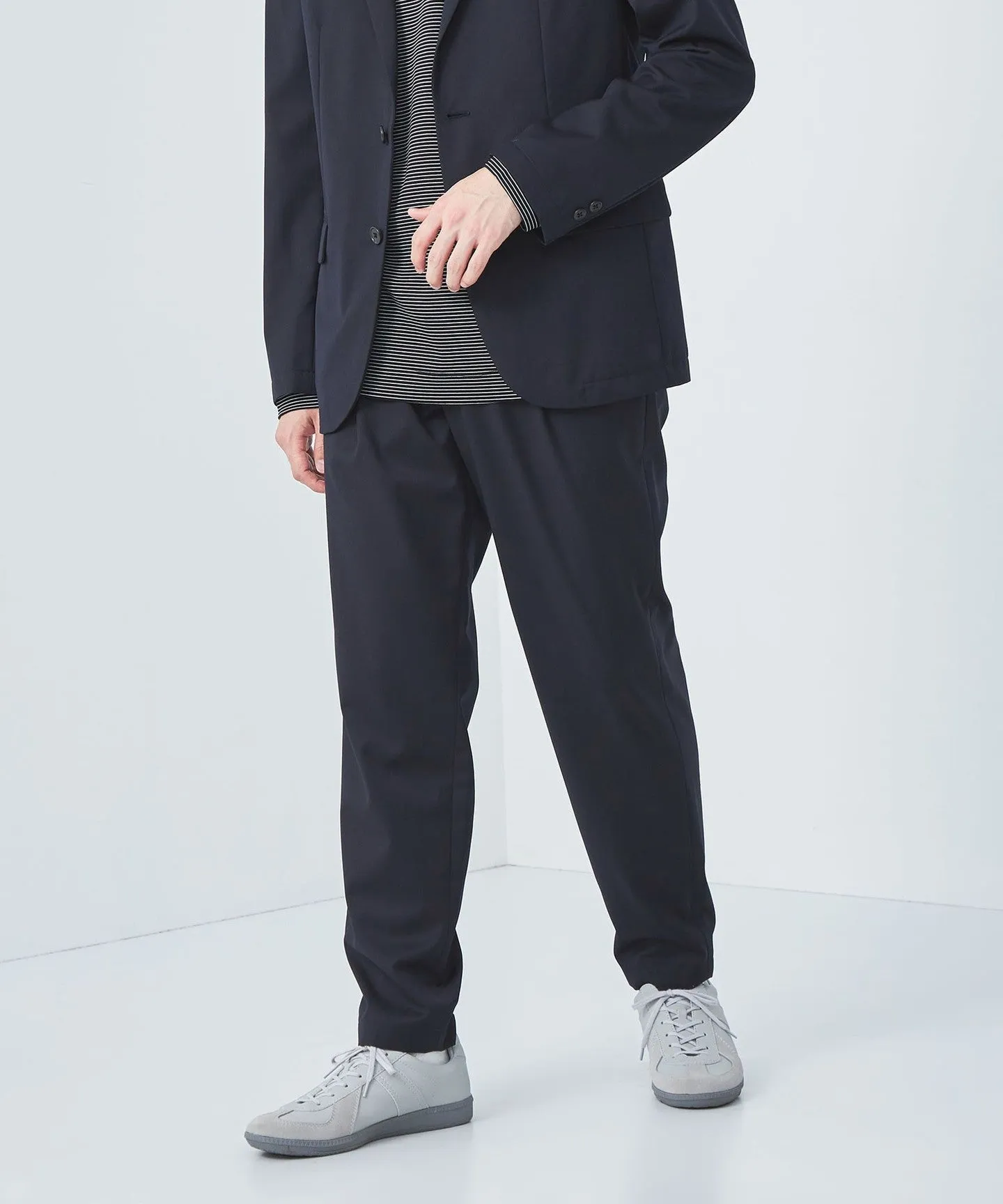 ウォッシャブル TWサージ 2プリーツ ユーティリティパンツ イージーパンツ -ストレッチ・防シワ- sold by United Arrows