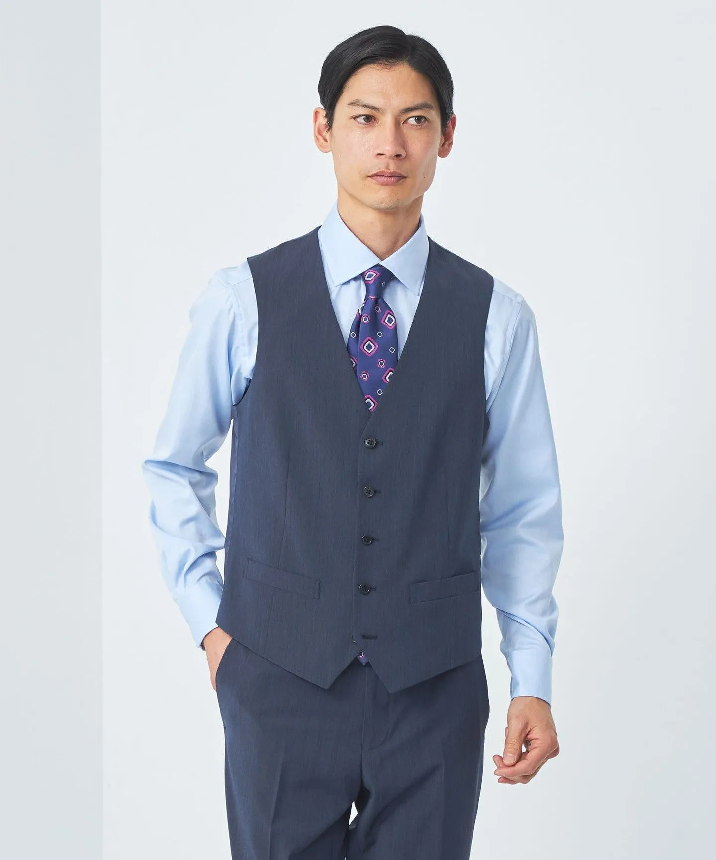 A+ TWPU トロピカル無地 スリム 5B スーツベスト -ウォッシャブル- sold by United Arrows product image thumbnail 5