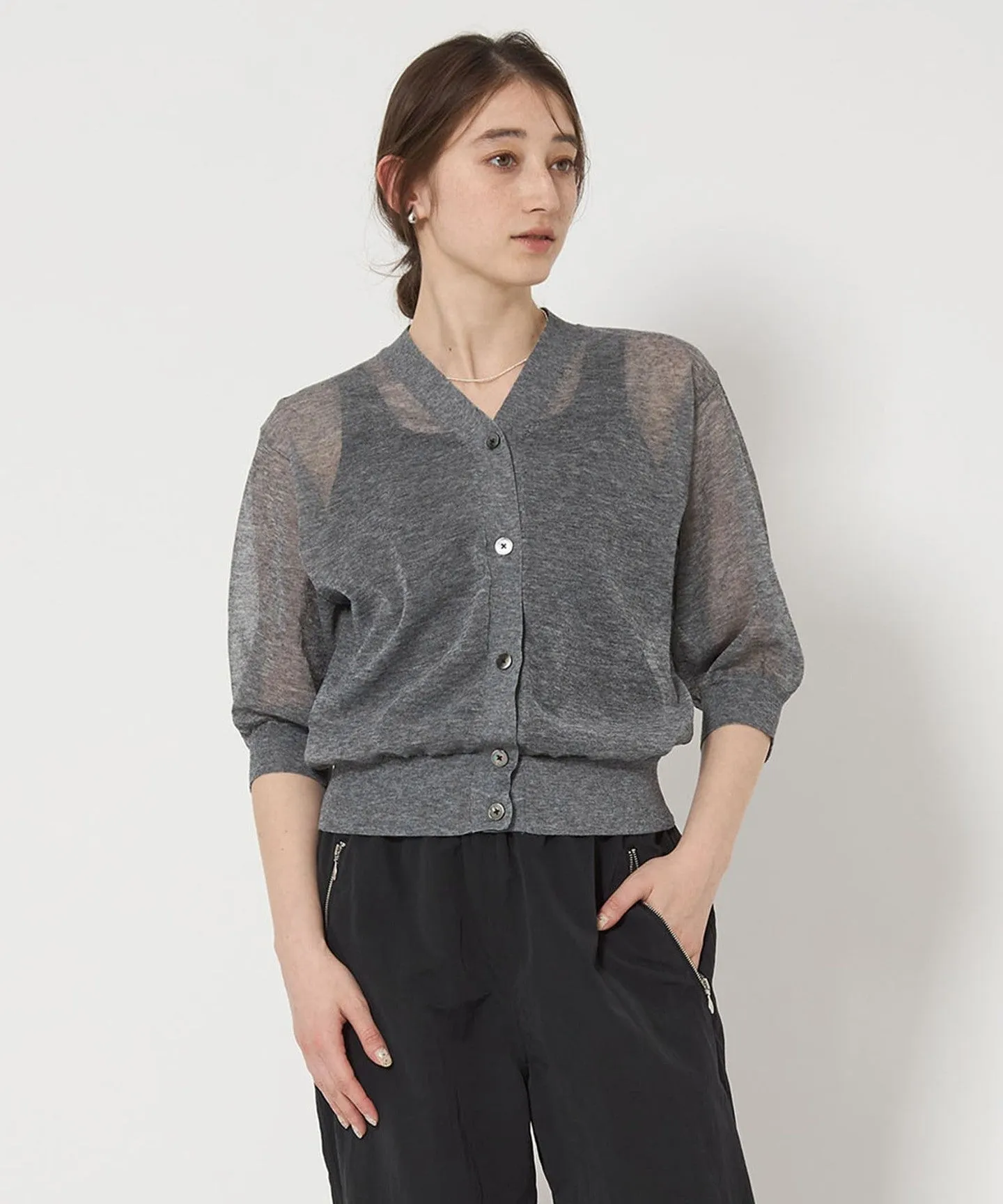 シアー Vネック カーディガン 5SL sold by United Arrows