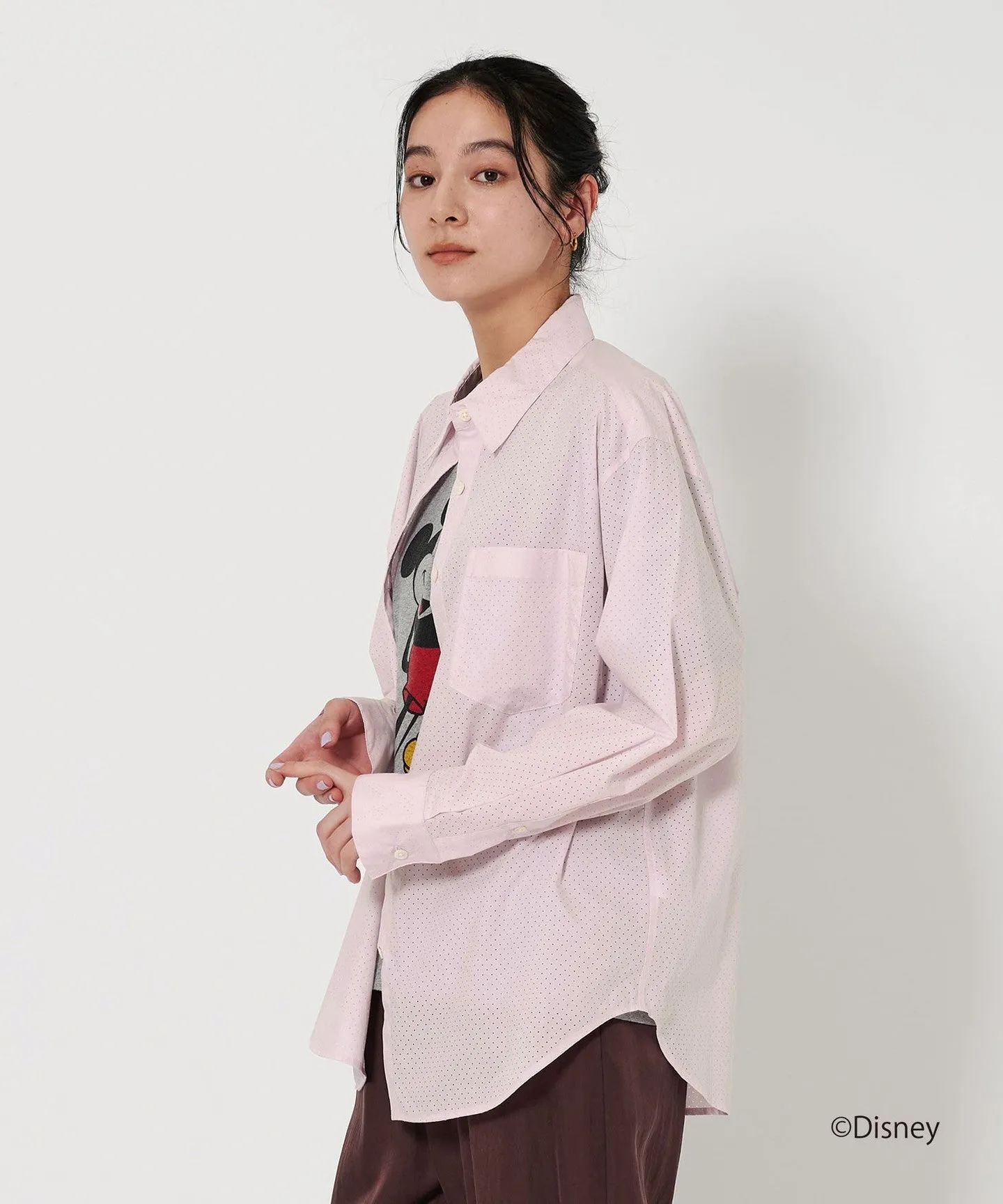 コットン パンチング レギュラーシャツ sold by United Arrows