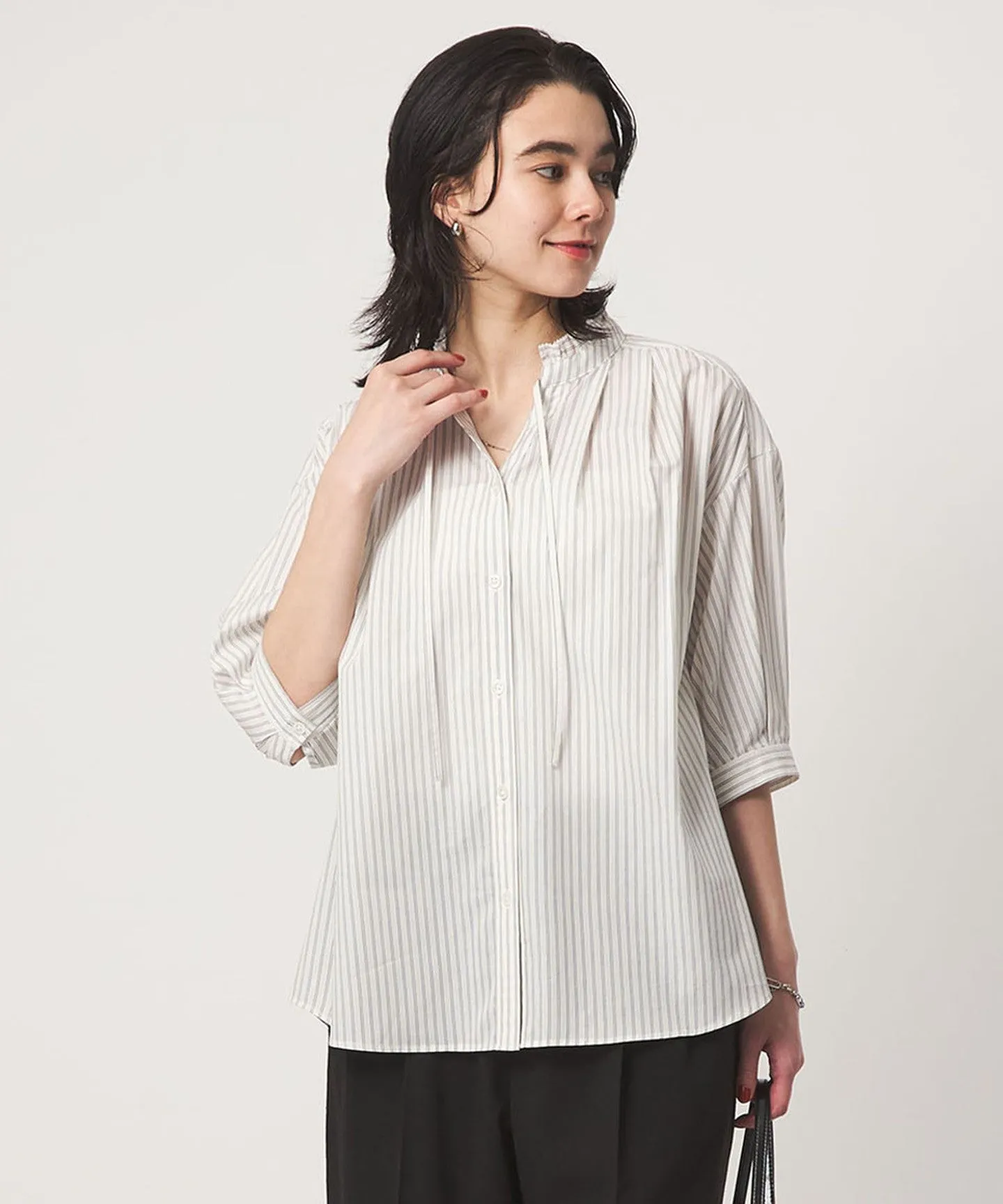 フリル ネック ショートスリーブ ブラウス sold by United Arrows product image thumbnail 4