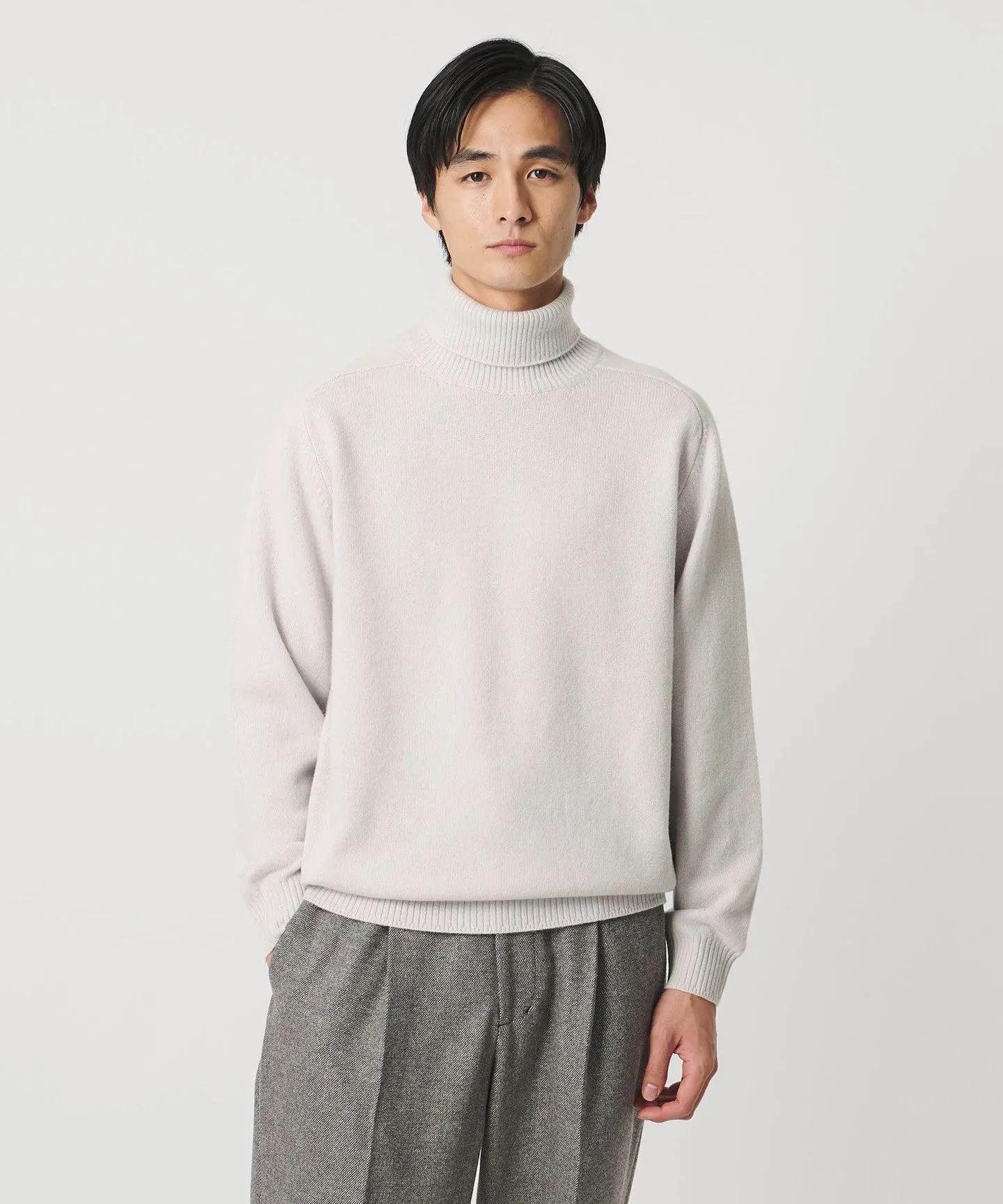 ウール カシミヤ ミドルゲージ タートルネック ニット sold by United Arrows product image thumbnail 2