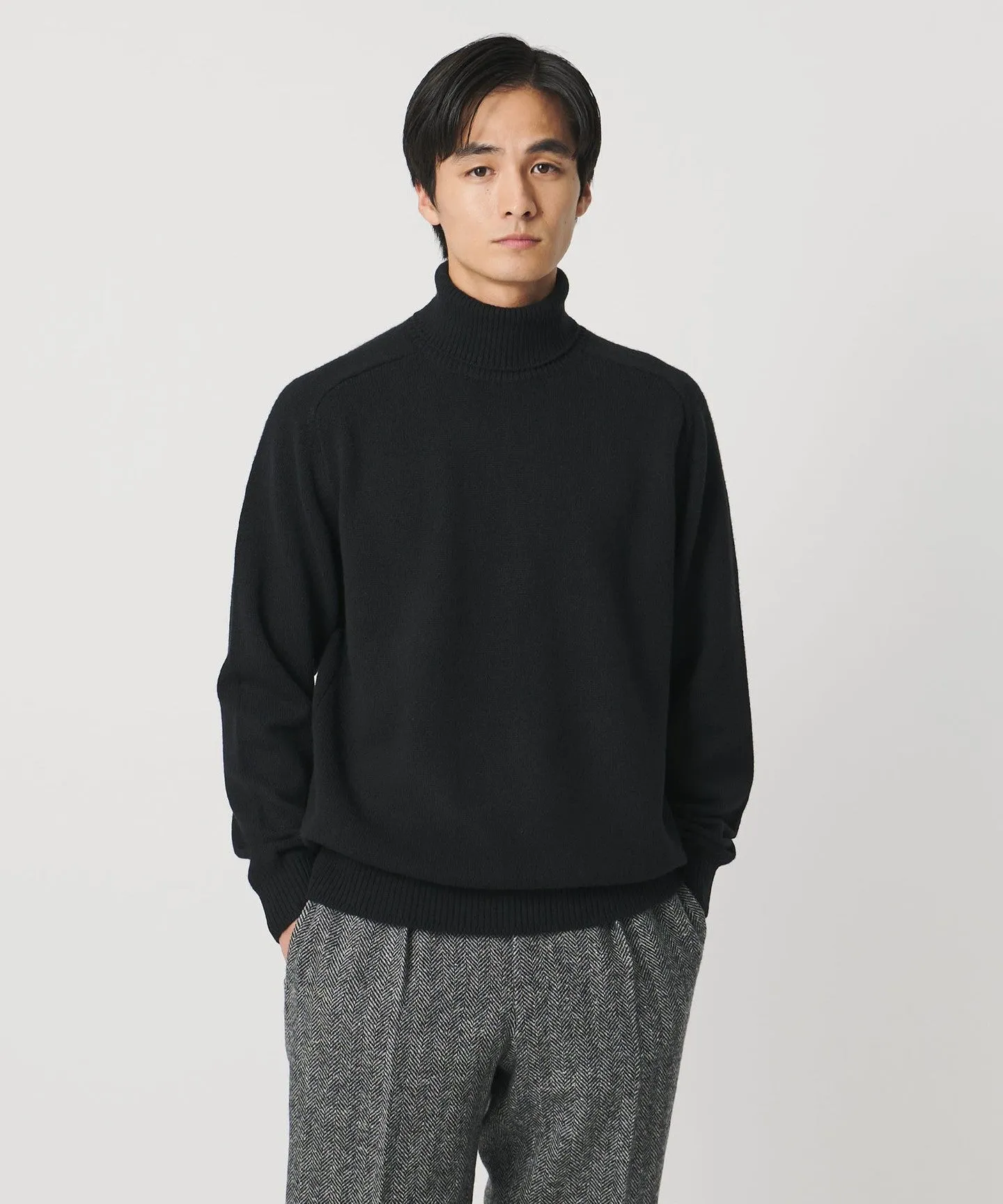 ウール カシミヤ ミドルゲージ タートルネック ニット sold by United Arrows product image thumbnail 3