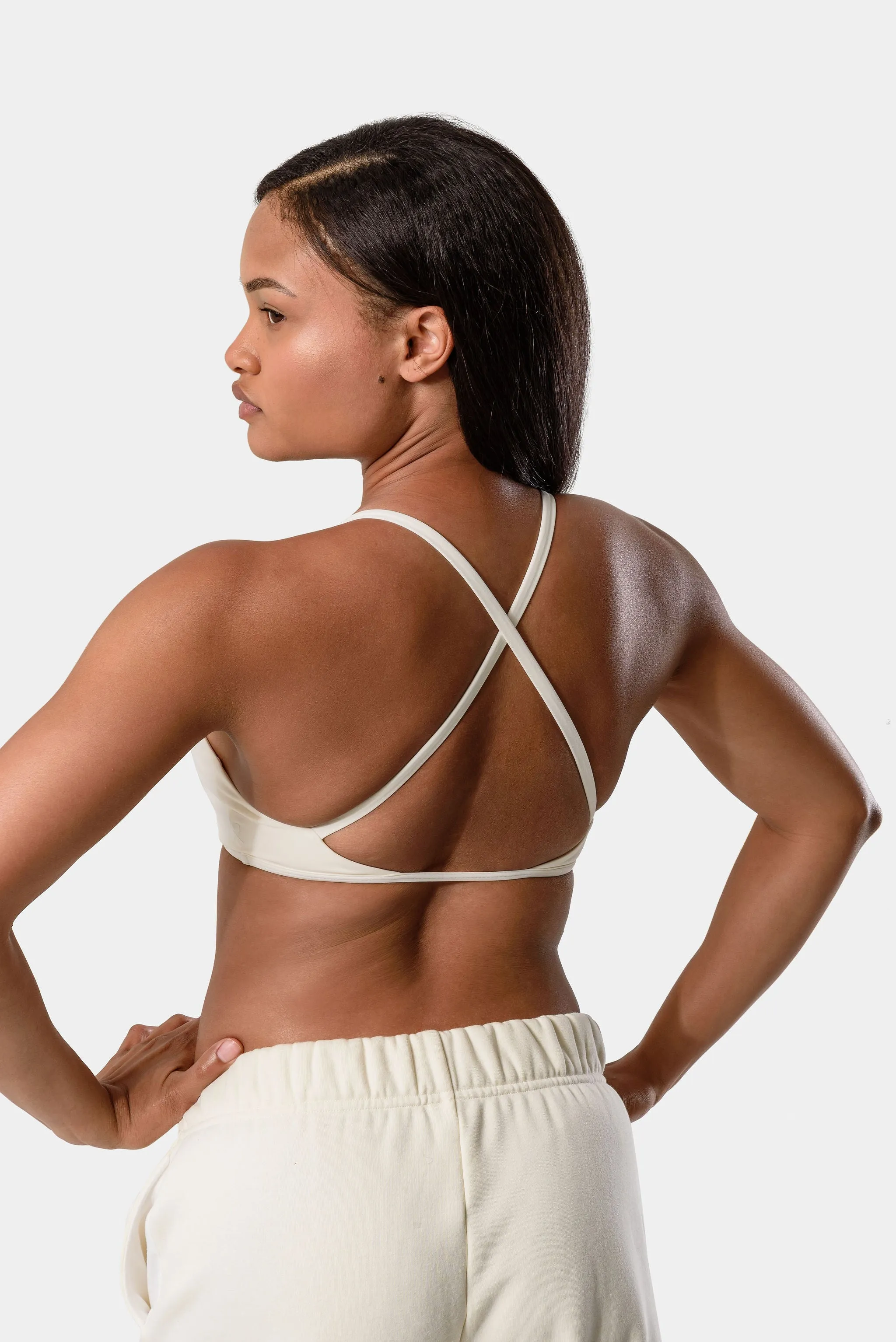 Sienna Sports Bra - Gardenia sold by Kamo Fitness