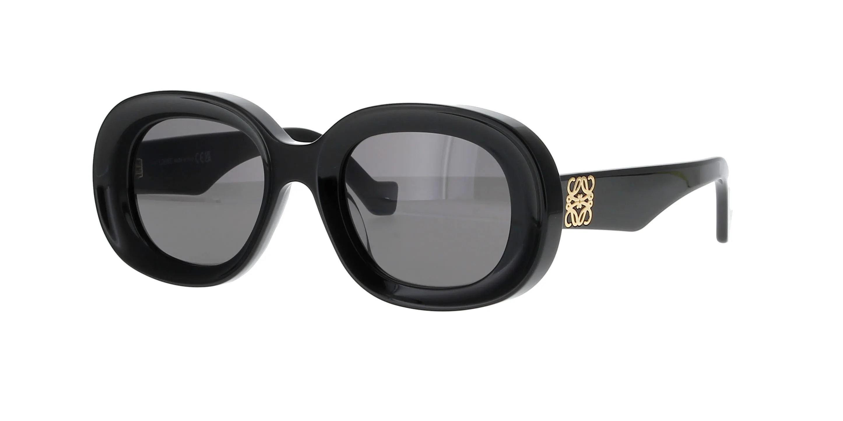 Loewe Chunky Anagram LW40103U sold by Fashion Eyewear