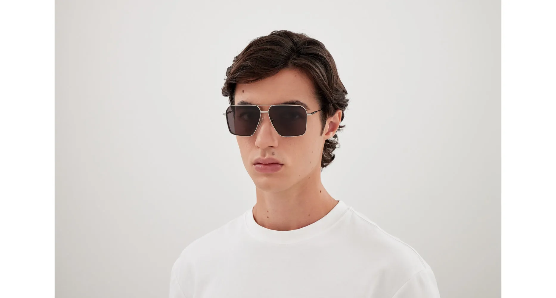 Alexander Mcqueen AM0500S sold by Fashion Eyewear product image thumbnail 3