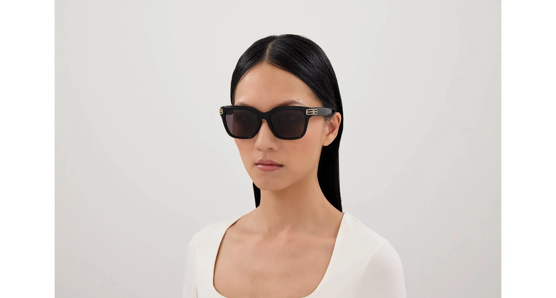Balenciaga BB0433SK sold by Fashion Eyewear product image thumbnail 4