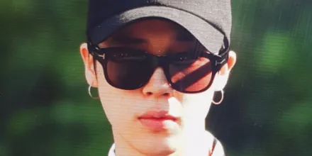 Tom Ford Guilio TF0698 sold by Fashion Eyewear product image thumbnail 5