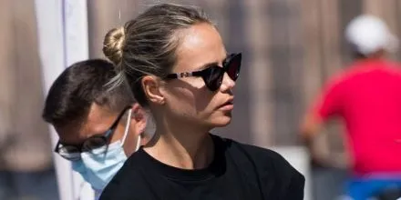 Gucci GG0597S sold by Fashion Eyewear product image thumbnail 5