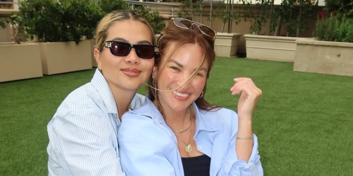 Bottega Veneta BV1308S sold by Fashion Eyewear product image thumbnail 5