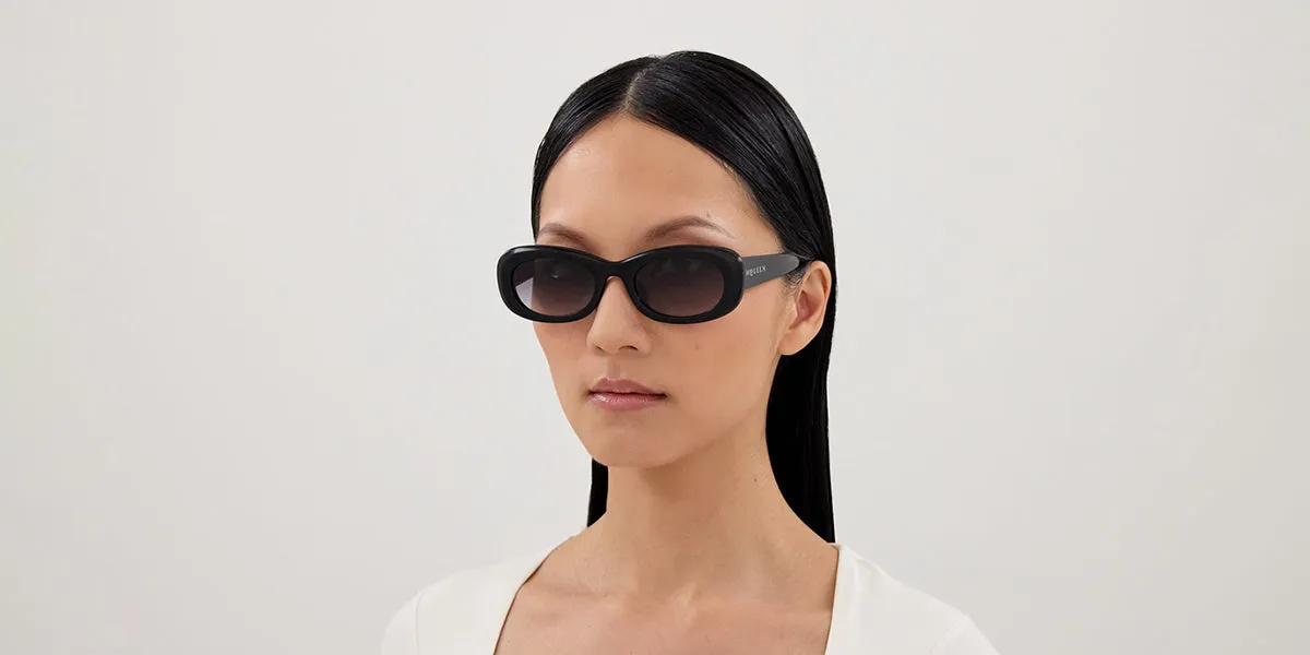 Alexander McQueen AM0527SA sold by Fashion Eyewear product image thumbnail 4