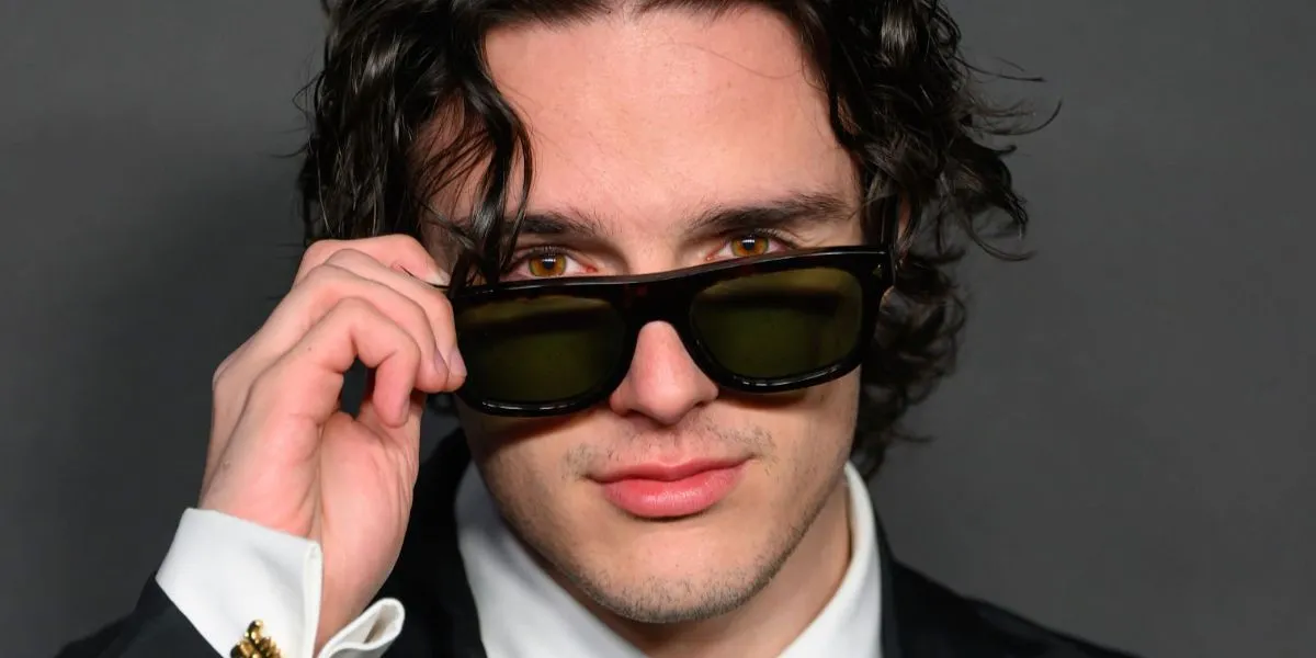 Prada SPRB12 sold by Fashion Eyewear product image thumbnail 4
