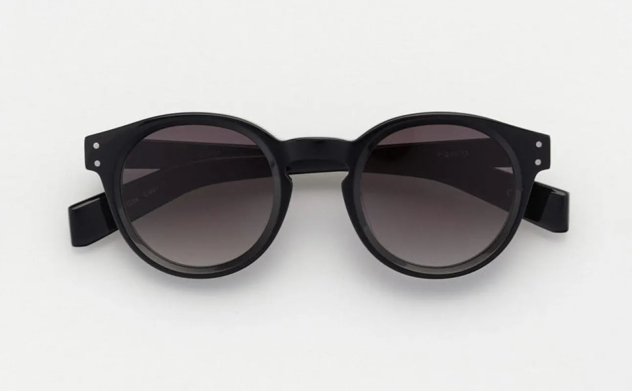 Kaleos Figowitz sold by Fashion Eyewear