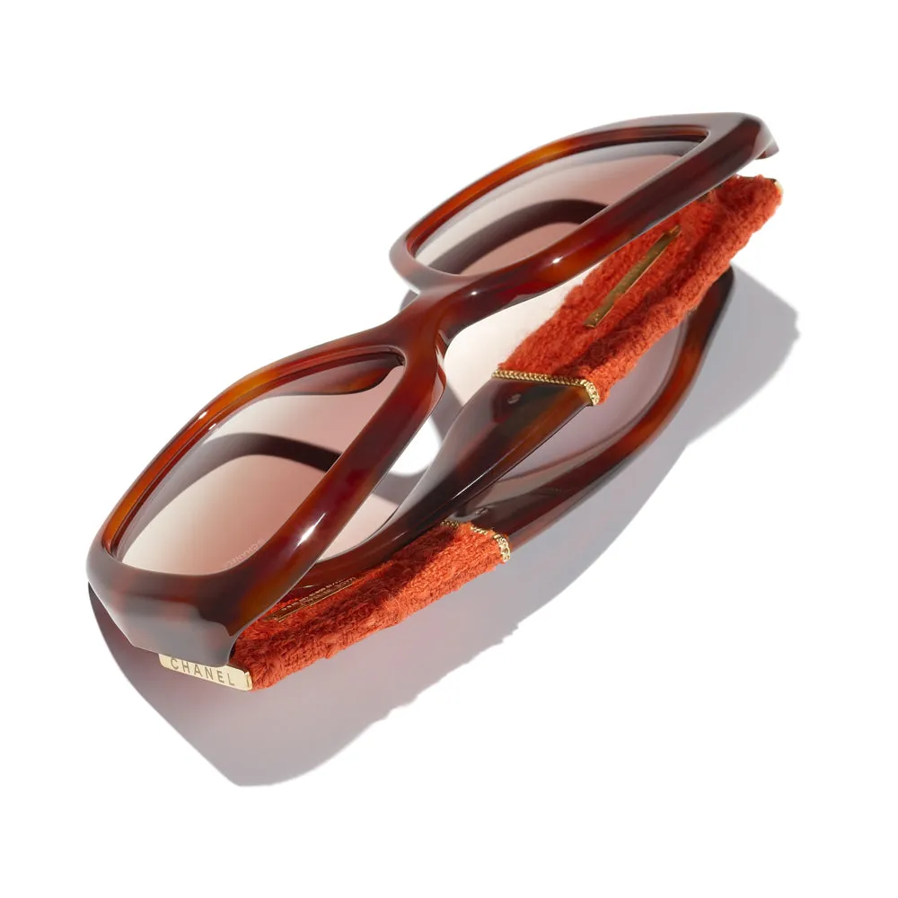 CHANEL 5512 sold by Fashion Eyewear product image thumbnail 4