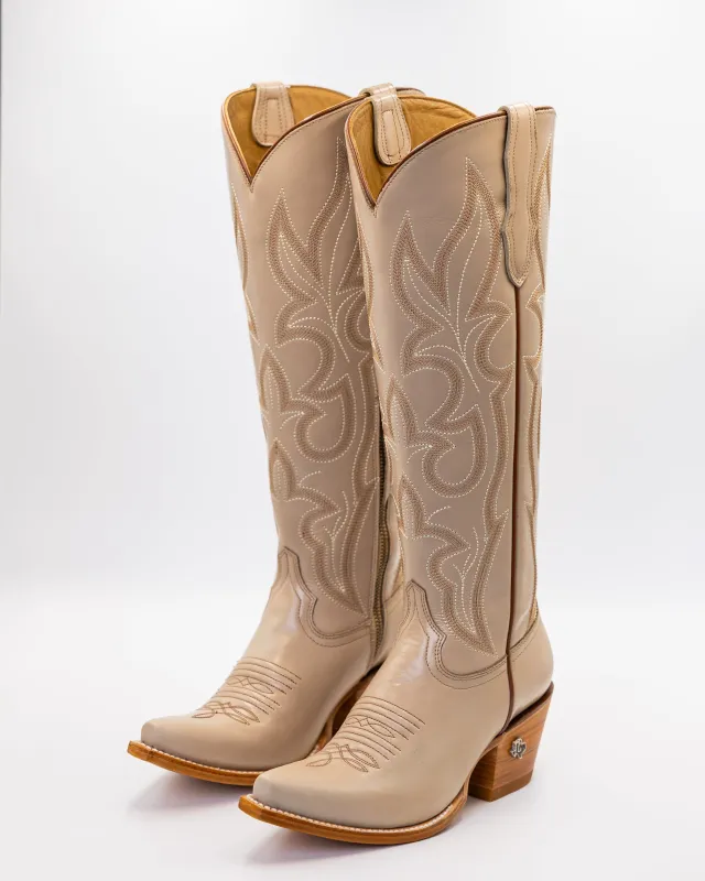 Allison Sand made by TEXAS COUNTRY