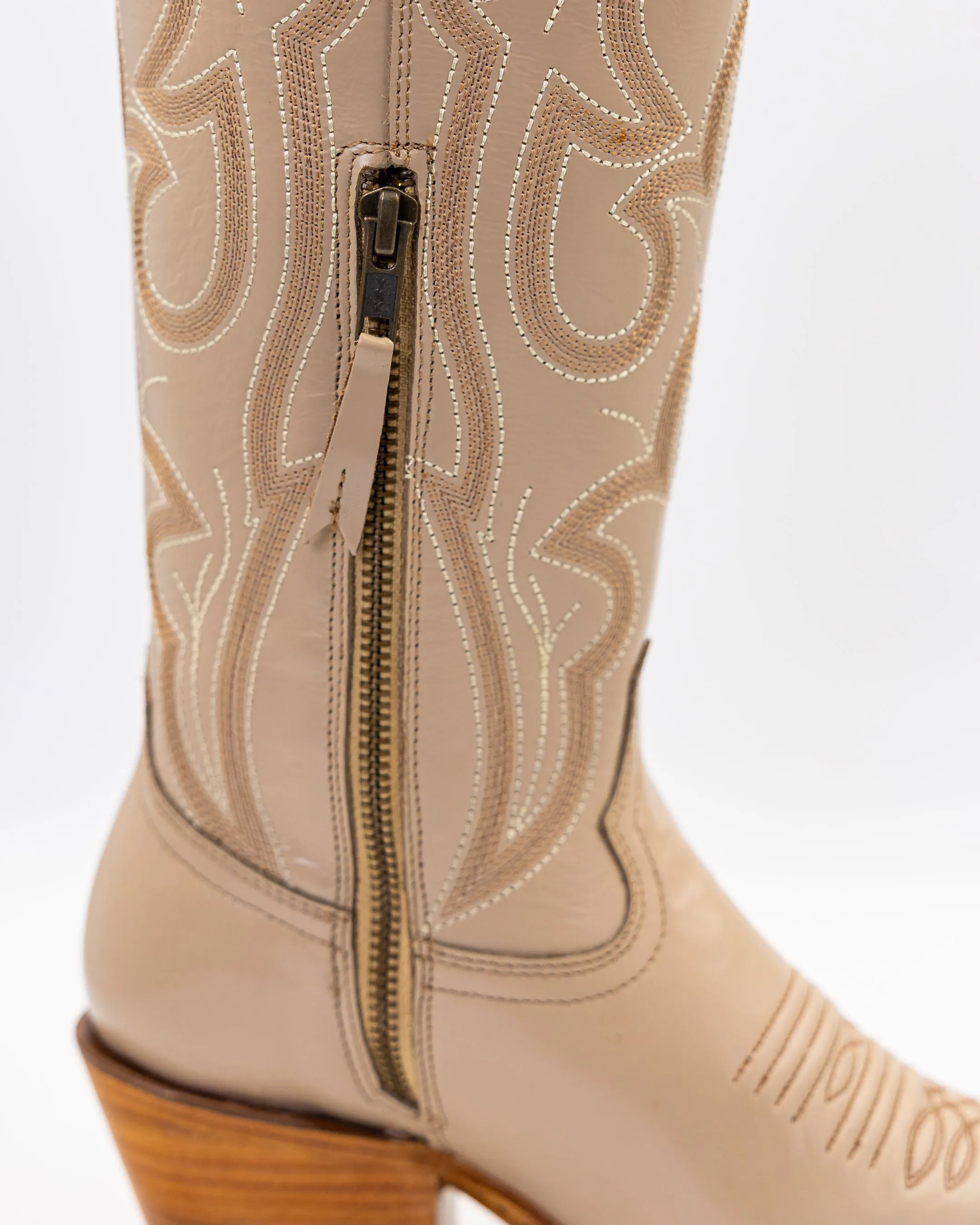 Allison Sand sold by TEXAS COUNTRY product image thumbnail 4