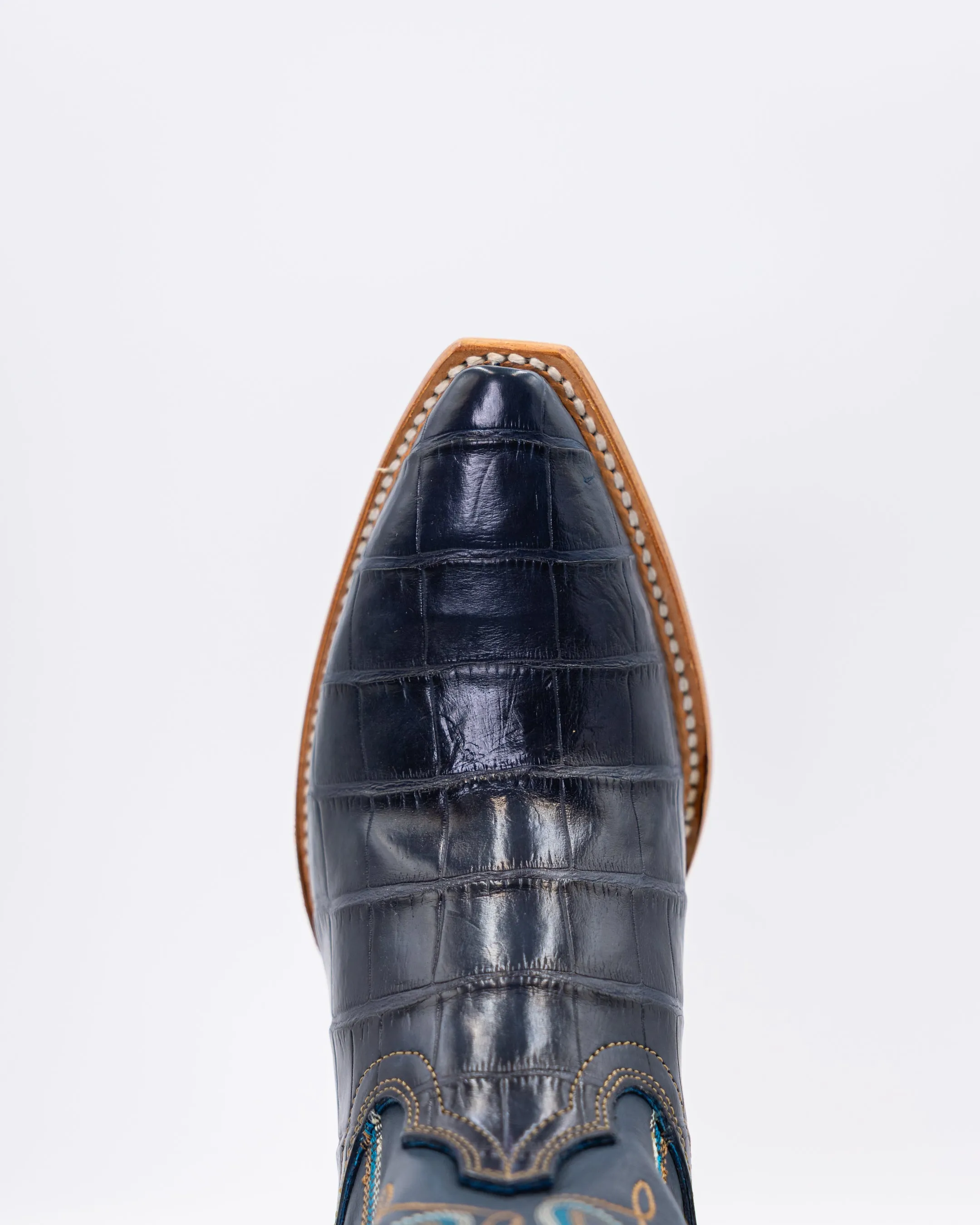 Skyler Midnight sold by TEXAS COUNTRY product image thumbnail 5