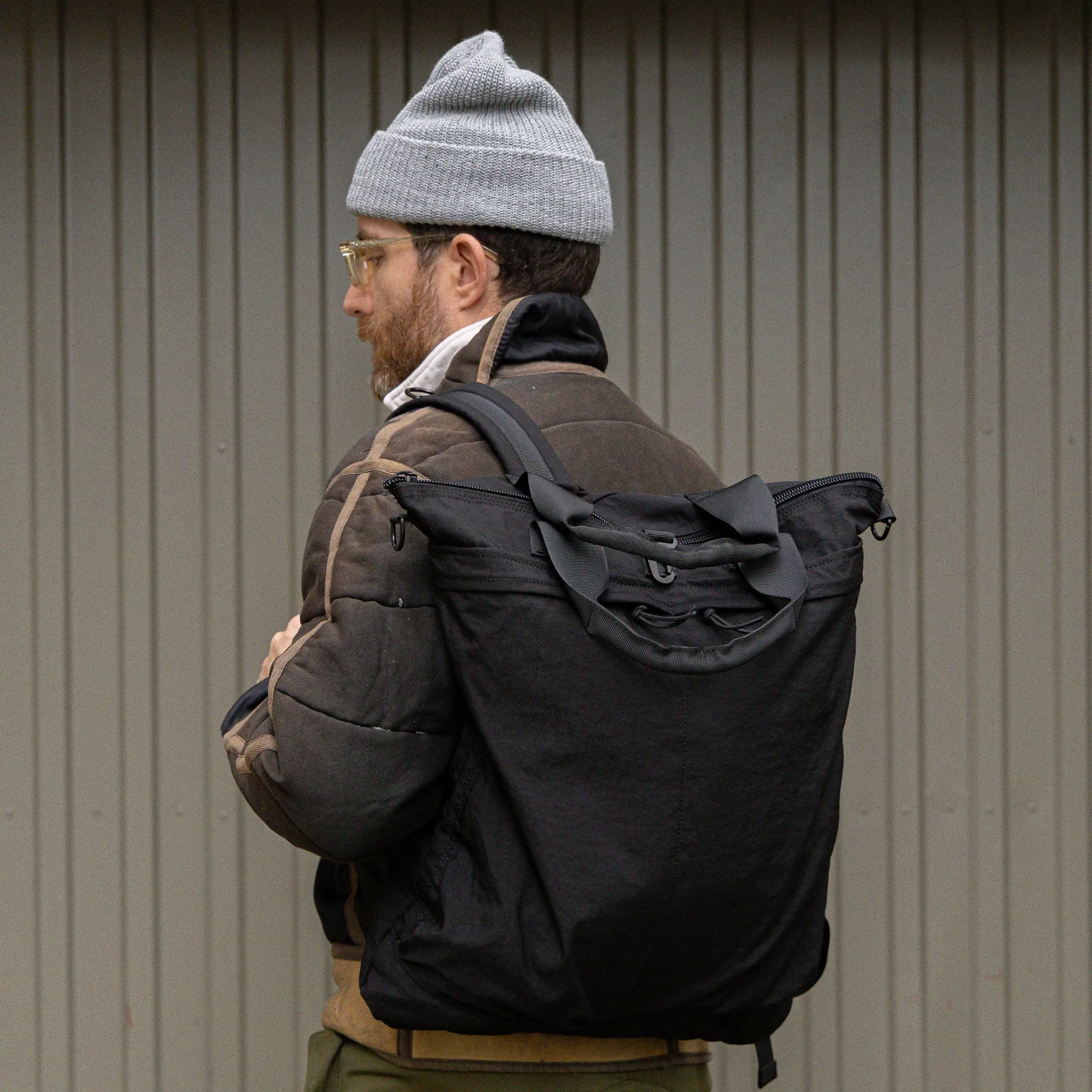 UNIVERSAL HELMET BAGPACK - BLACK sold by Universal Surplus product image thumbnail 2
