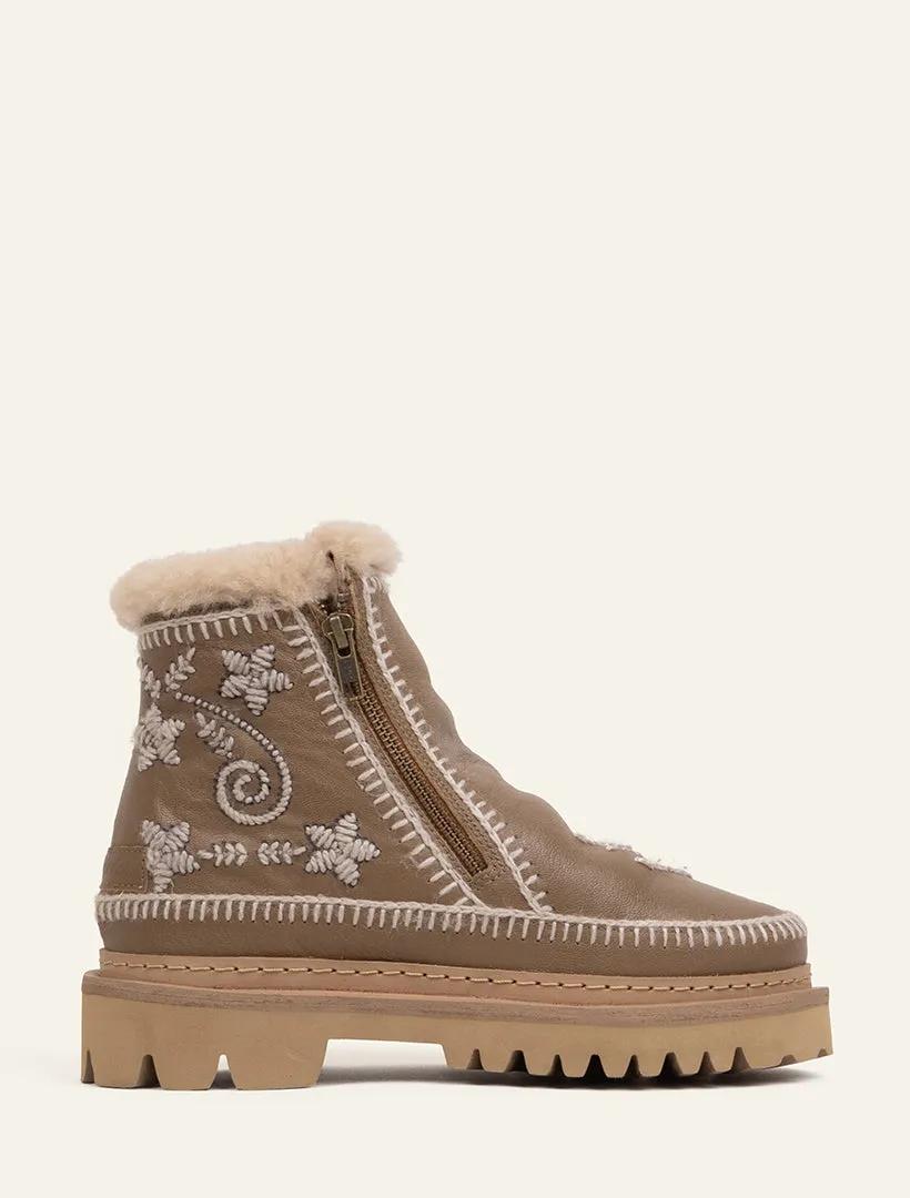 Setsu 3.0. Paisley Ankle Boot Otter Leather Wheat sold by Laidback London