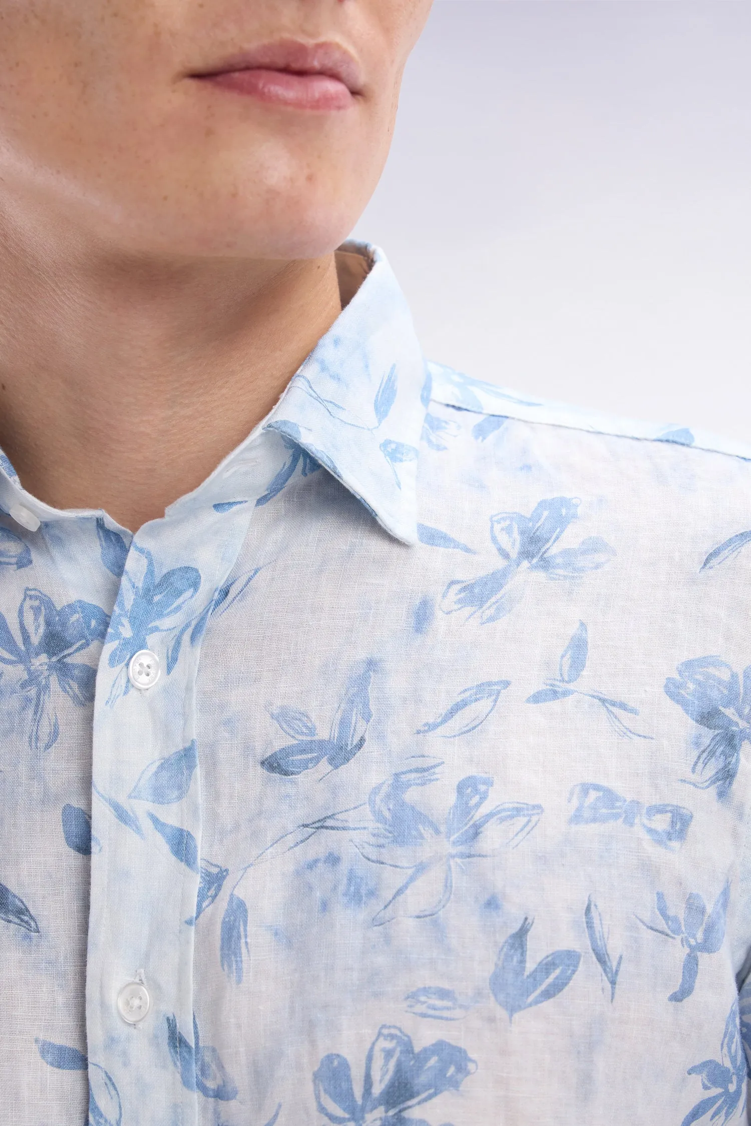 Chemise en lin ciel à imprimé floral coupe ajustée sold by Eden Park product image thumbnail 4