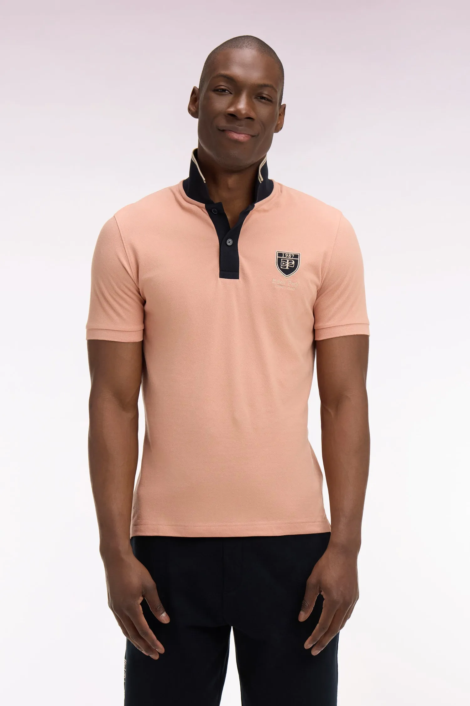 Polo à manches courtes en piqué coton saumon écusson EP sold by Eden Park product image thumbnail 3