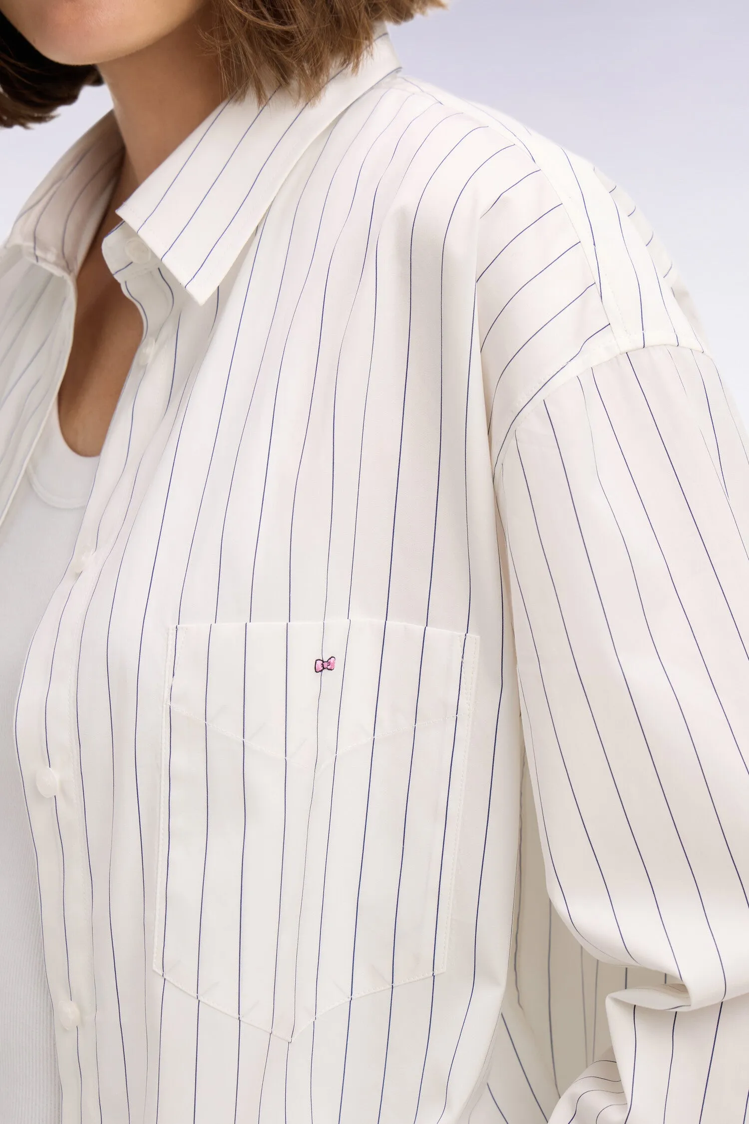 Chemise à fines rayures en popeline de coton blanche coupe oversized sold by Eden Park product image thumbnail 4