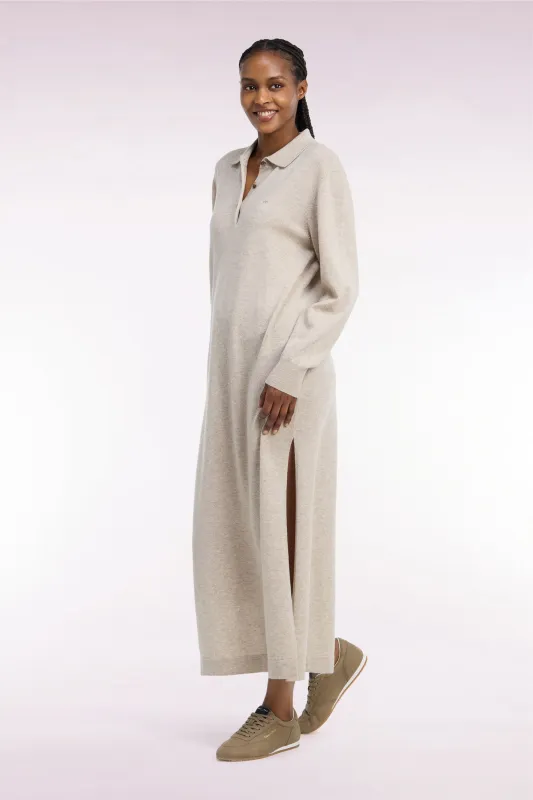 Robe midi à col polo en laine vierge et cachemire beige coupe droite made by Eden Park