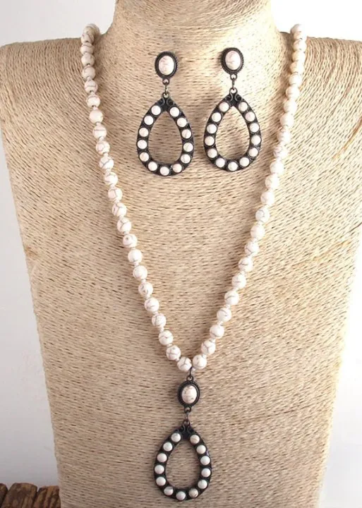 Unicolor Long Boho Pearls Necklace sold by Boho Mood product image thumbnail 4