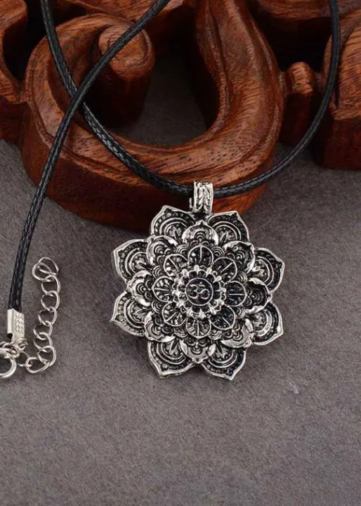 Long Boho Necklace Flower Pendant sold by Boho Mood product image thumbnail 2