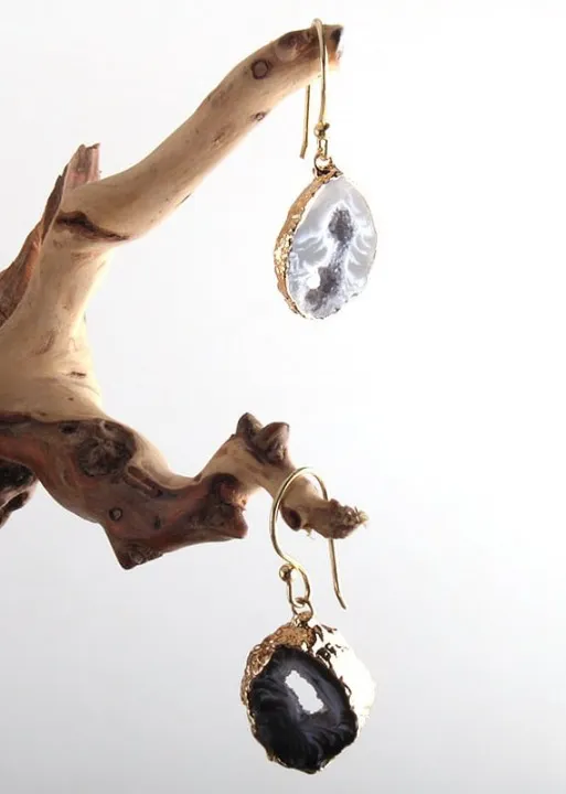 Boho Vintage Earrings Black Stone sold by Boho Mood product image thumbnail 3