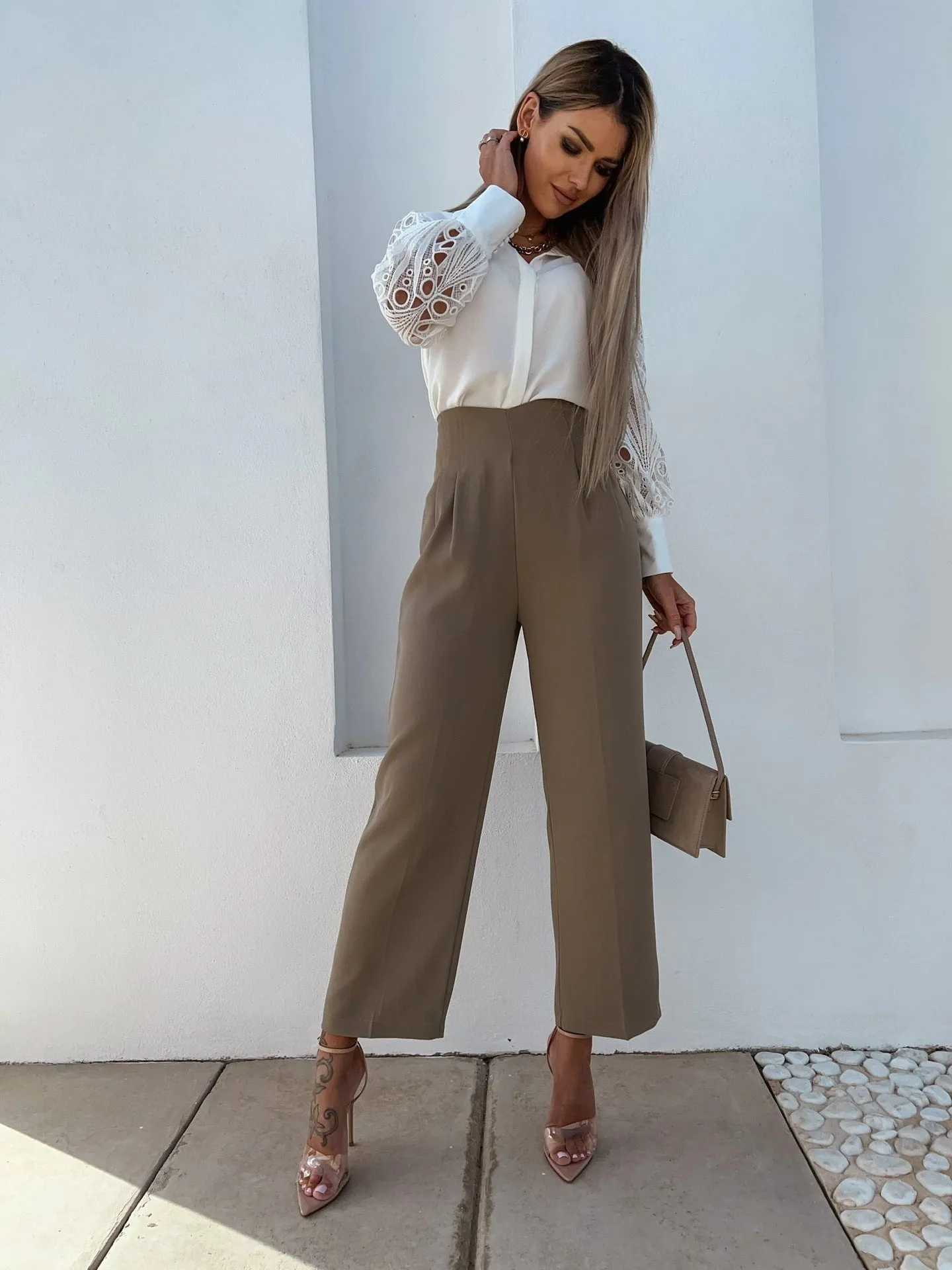 White Boho chic Blouse with embroidered puffed sleeves sold by Boho Mood product image thumbnail 3