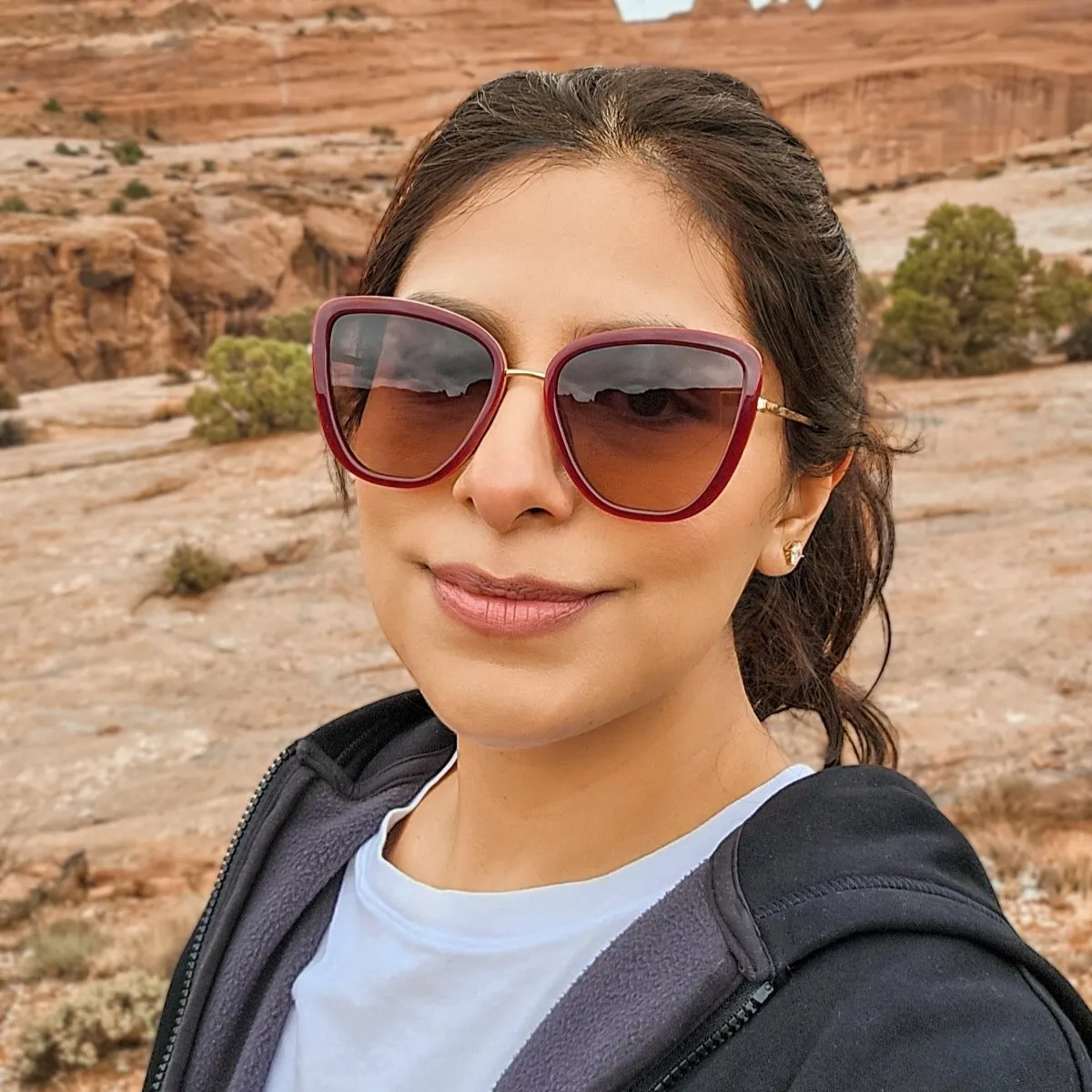 Isla sold by Dima Eyewear product image thumbnail 2