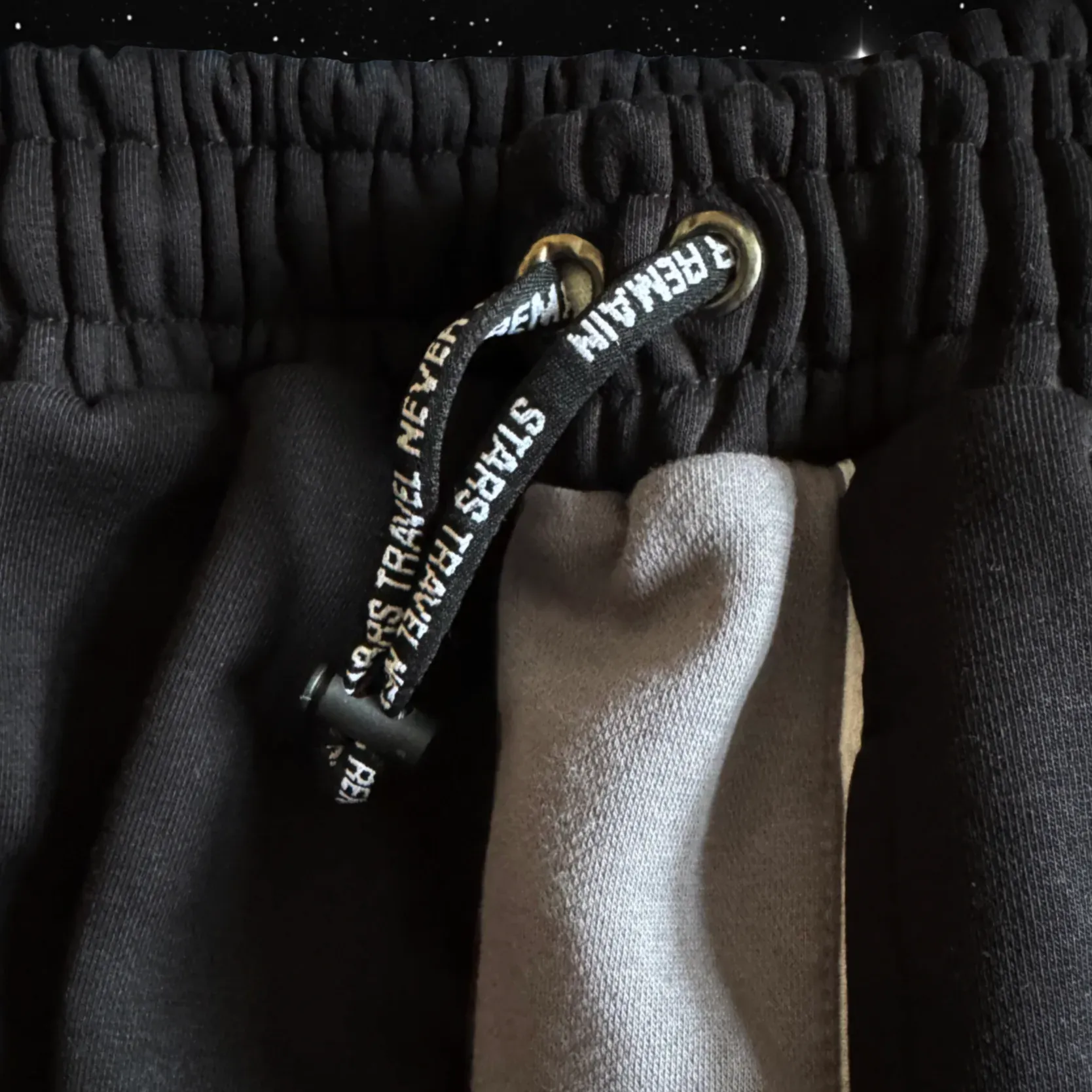 HIDEAWAY SWEATPANTS sold by STNR product image thumbnail 3